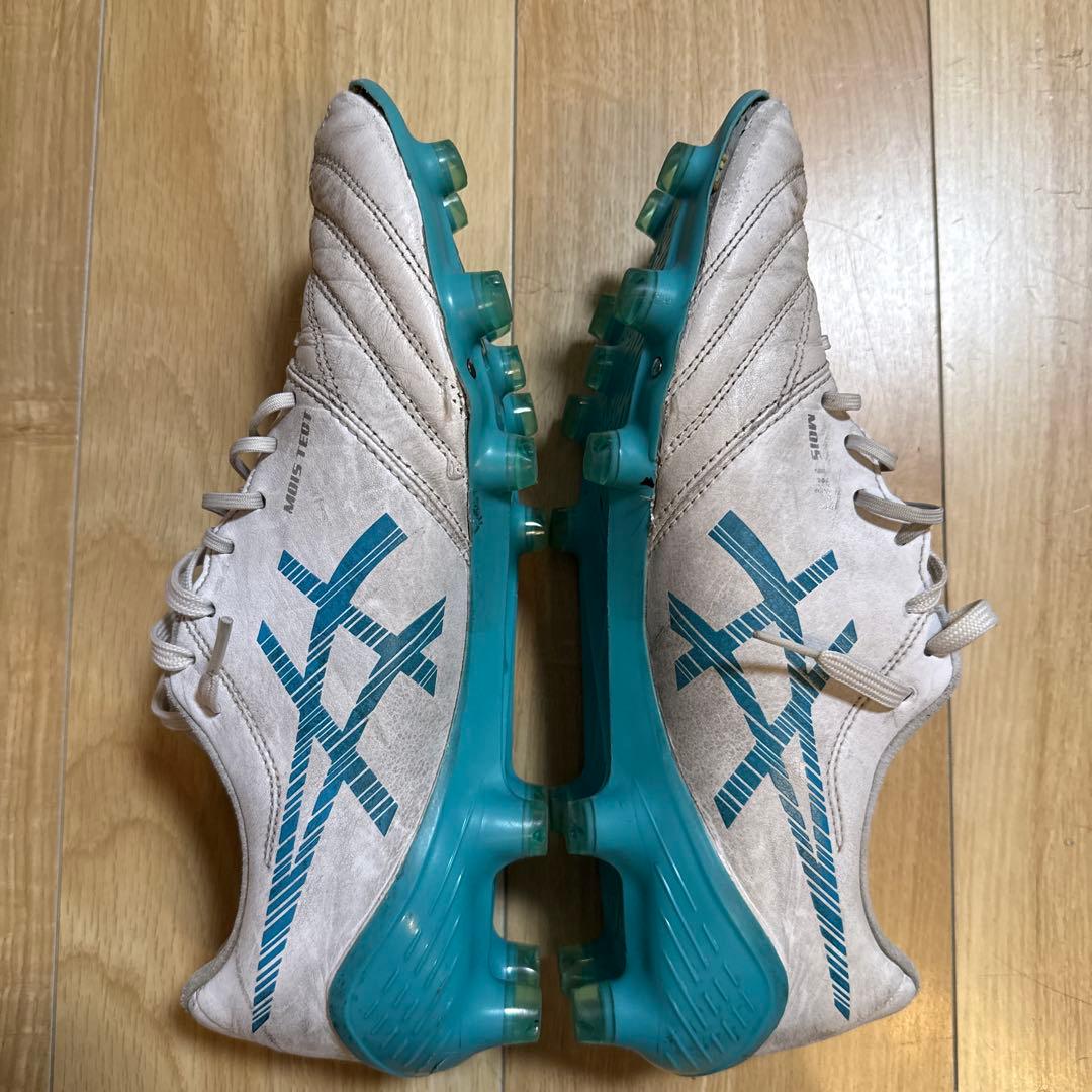 ASICS DS LIGHT X-FLY 5サッカーシューズ