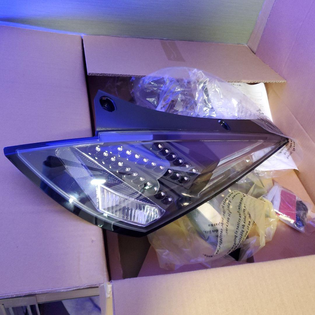 新品未使用 今週値引き デポ製 スモークテールライト LED Z33