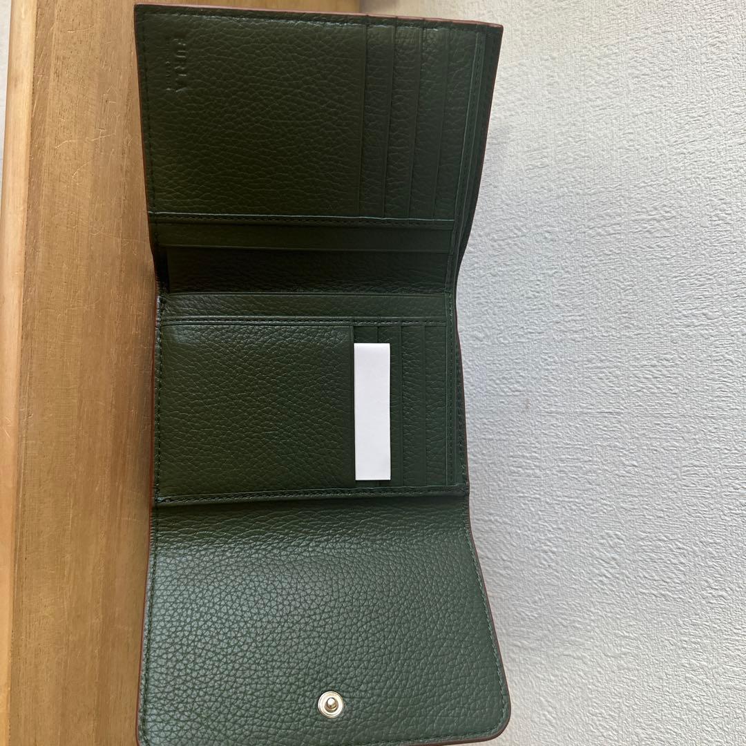 か*め様 FURLA 二つ折り財布　バイカラー